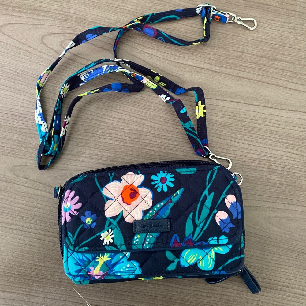 Vera Bradley RFID All in One Crossbody Firefly Garden